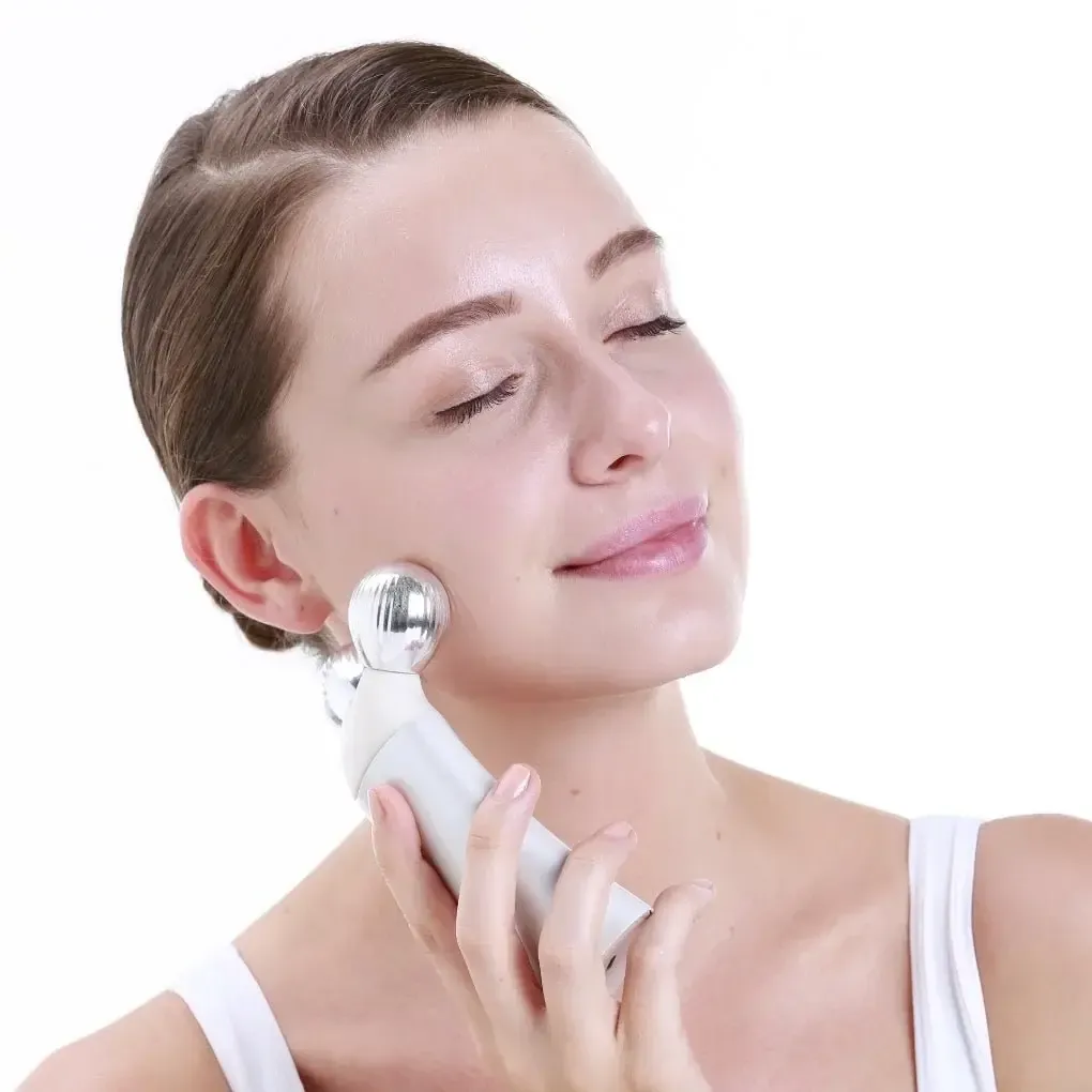 EMS facial sculpting device treatment